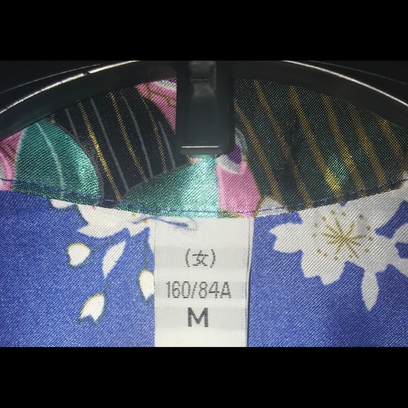 Silk Robe - Picture 2 of 2